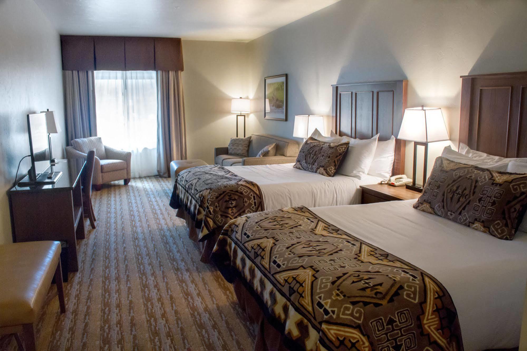 Cedar Creek Lodge&Conference Center Columbia Falls Buitenkant foto